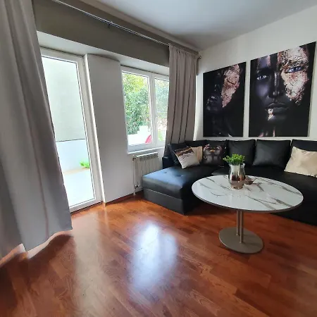 Apartment 180m2 Two Floor Flat Center